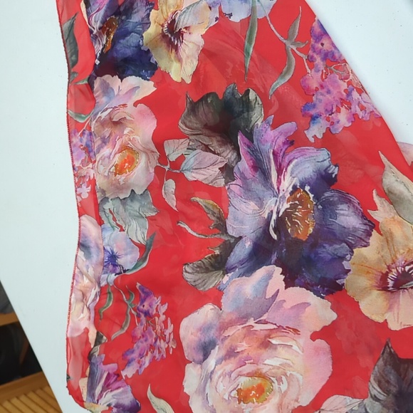 Flower dress, size S ( feels more like M) - Picture 9 of 10